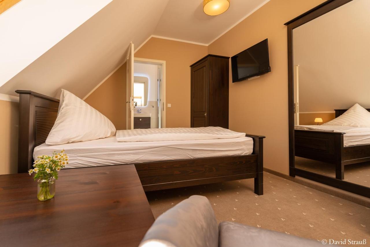 Hotel Wasserschloesschen Naumburg  Dış mekan fotoğraf