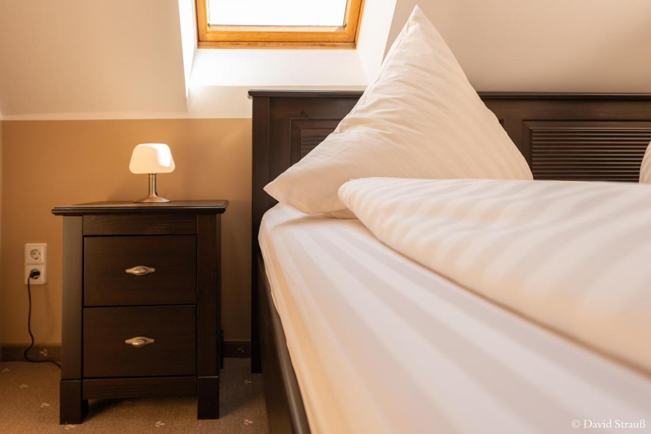 Hotel Wasserschloesschen Naumburg  Dış mekan fotoğraf
