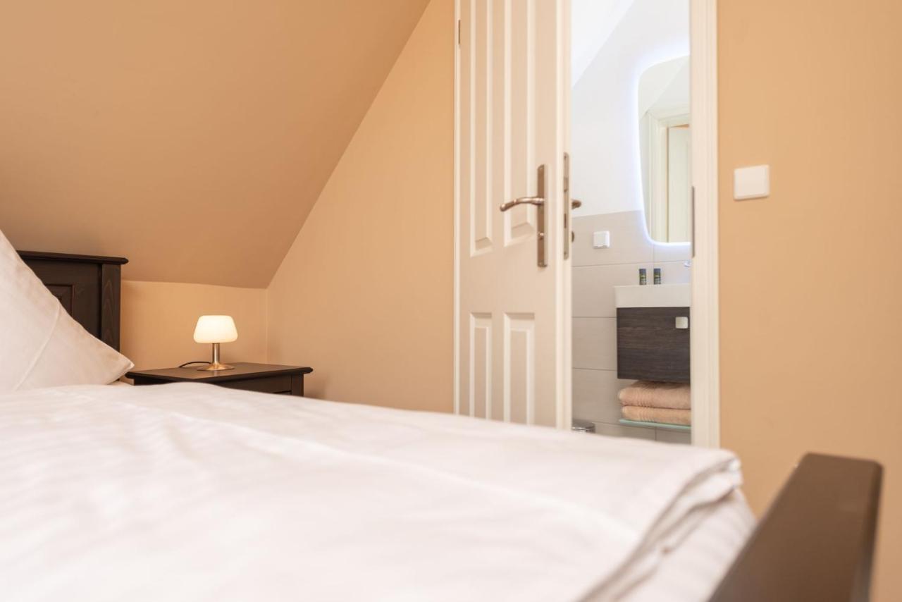 Hotel Wasserschloesschen Naumburg  Dış mekan fotoğraf